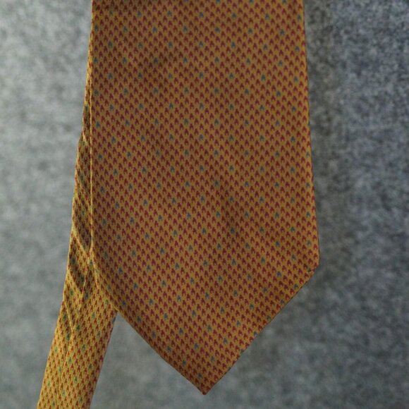 Aquascutum Tie Yellow Red Mini Pattern 100% Silk Made in England Men’s Fashion - Picture 1 of 2